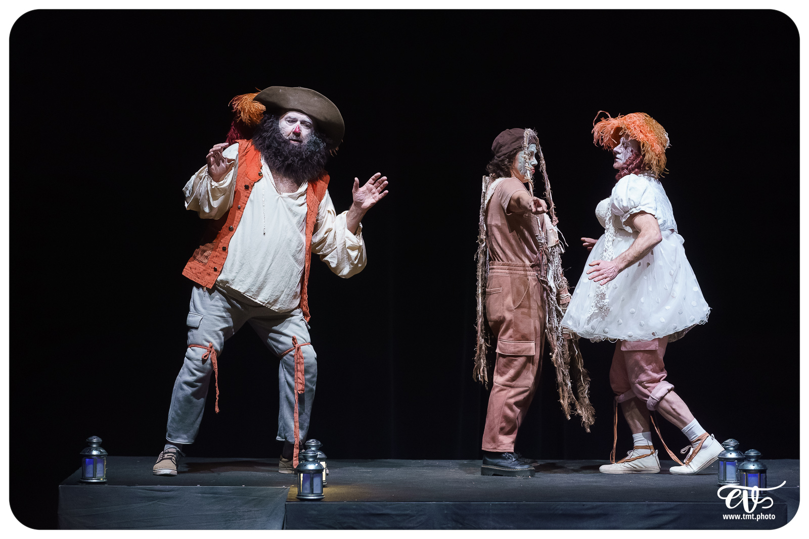 UN SONGE, UNE NUIT, L'ETE (CIE DU MATAMORE)